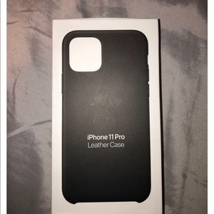 Apple Iphone11 pro leather phone case. Black.